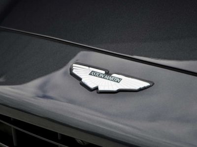 Aston Martin DBX V8 Panorama 22' Keyless Paint to Sample  - 3