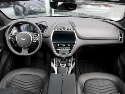 Aston Martin DBX V8 Panorama 22' Keyless Paint to Sample  - 15