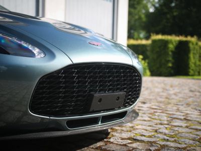 Aston Martin V12 Vantage  - 14