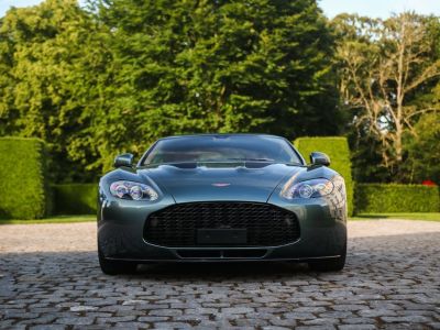 Aston Martin V12 Vantage  - 31