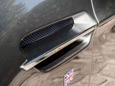 Aston Martin V8 Vantage  - 6