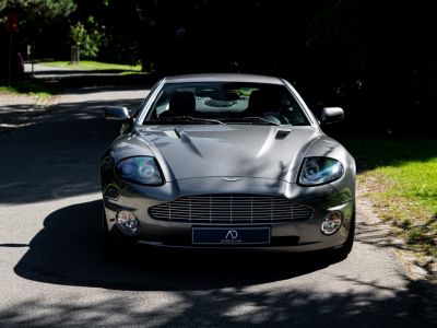 Aston Martin Vanquish  - 5