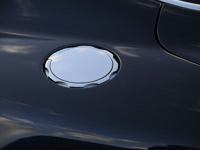 Aston Martin Vanquish V12 S - Low Mileage  - 24