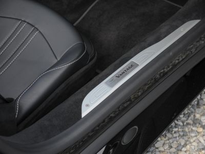 Aston Martin Vantage 4.0 V8 Roadster  - 31