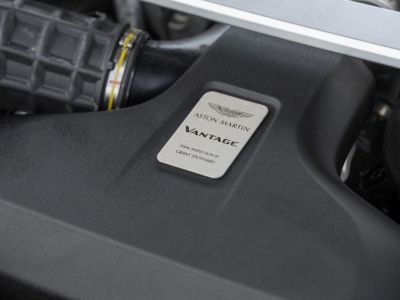 Aston Martin Vantage 4.0 V8 Roadster  - 36