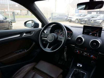 Audi A3 1.5 TFSI S-LINE COCKPIT NAVI XENON 1ER MAIN CARNET  - 15