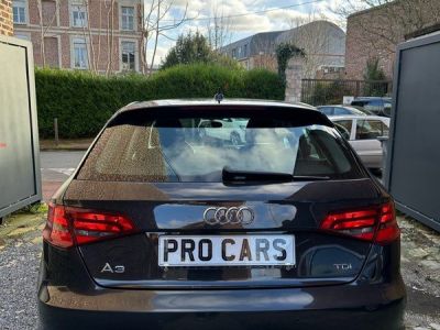 Audi A3 1,6 TDI 105 Ch AMBITION  - 2