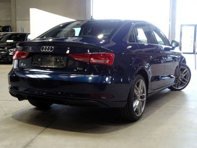 Audi A3 1.6TDi Sedan  - 3