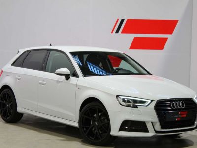 Audi A3 30 TFSI S-Line  - 1