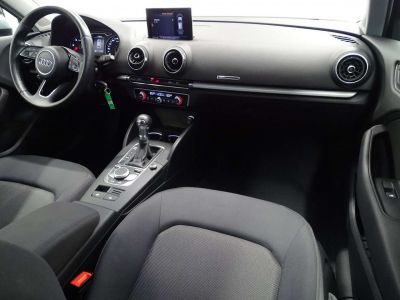 Audi A3 30TDi Design Stronic -LED-CRUISE-PARKING AV&AR  - 8