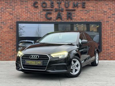 Audi A3 Feux LED Capteurs Clim  - 1