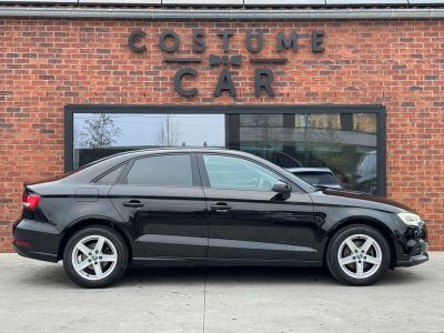 Audi A3 Feux LED Capteurs Clim  - 5