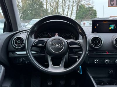 Audi A3 Feux LED Capteurs Clim  - 15