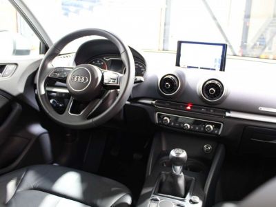 Audi A3 Sportback 30 TFSI S-Line  - 10