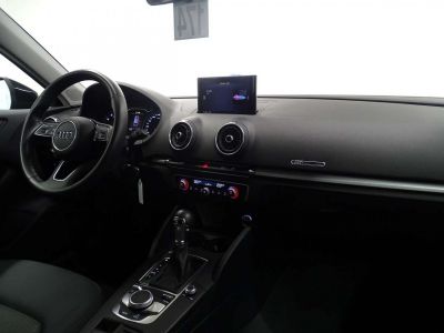 Audi A3 Sportback 30TFSI STRONIC NAVI-XENON-CRUISE-EURO6dT  - 11