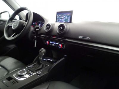 Audi A3 Sportback 35TDi SLine STronic  - 8