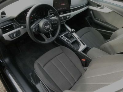 Audi A4 Avant 35 TFSI NETTO: 19.000 EURO  - 12