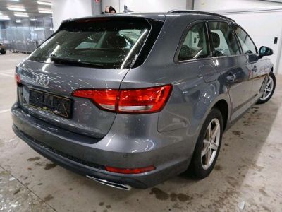 Audi A4 Avant 35TDi Design STronic  - 3