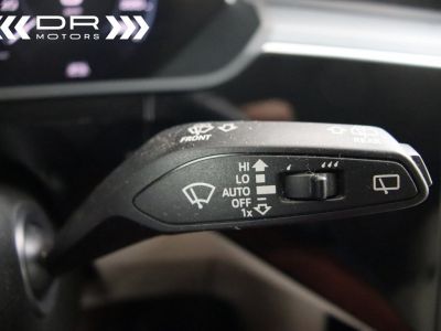 Audi e-tron 55 QUATTRO - LEDER LED NAVI TREKHAAK ALU 20"  - 38