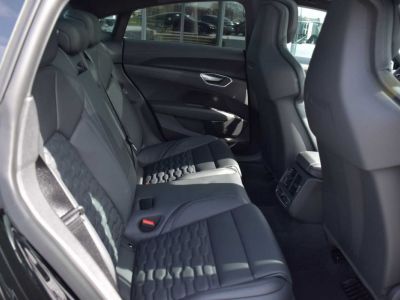 Audi e-tron GT quattro Head Up B&O 22KW Ventilated Seats Pano  - 14