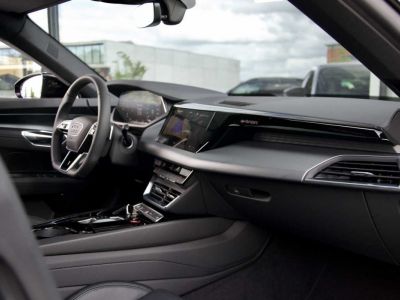 Audi E-tron GT quattro HUD B&O 21' Ventilate seats 22kW  - 14