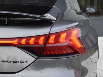 Audi e-tron GT RS Quattro Carbon HUD Night view ACC Matrix Massage  - 6