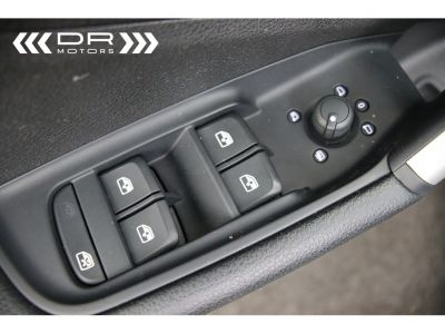 Audi Q2 30TFSI - NAVI LEDER LED DAB  - 43