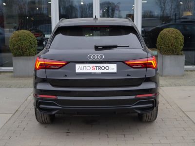 Audi Q3 2.0TDI Aut. S-LINE PANO MATRIX BlackPack  - 6