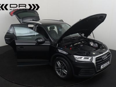 Audi Q5 30TDI S TRONIC BUSINESS EDITION - NAVI LED- LEDER DAB  - 10