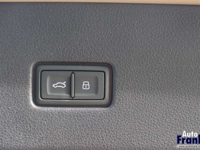 Audi Q8 50 TDI 4X4 PANO KEYLESS B&O HUD TREKHK  - 17