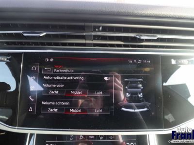 Audi Q8 50 TDI 4X4 PANO KEYLESS B&O HUD TREKHK  - 39