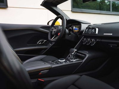 Audi R8 Spyder V10 Performance RWD Vegas Yellow B&O  - 28