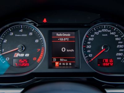 Audi RS6 QUATTRO Avant C6 5.0 V10 40V FSI Bi-Turbo - LICHTE VRACHT - PANO DAK - CAMERA - XENON - CRUISECONTROL  - 17