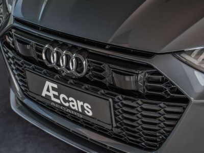 Audi RS7  - 7