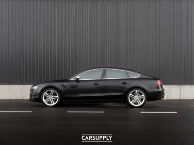 Audi S5 3.0 V6 TFSI Quattro - 1st Owner - Exclusive  - 4