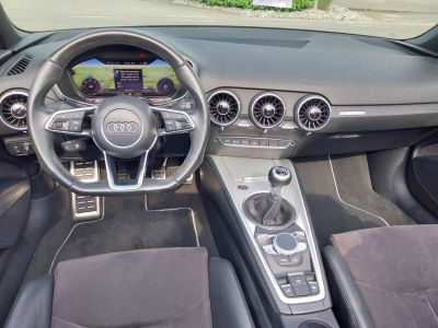 Audi TT Cabriolet 2.0 TDi ultra ALCANTARA-NAVI-XENON  - 9