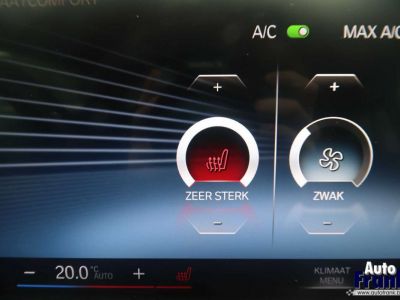 BMW i4 40 M-SPORT TREKHK CAM HUD 19 NAVI PRO  - 38