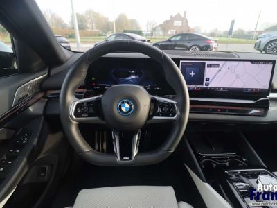 BMW i5 40- M-SPORT TREKHK PANO B&W DRIV PRO 20  - 31