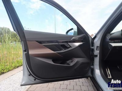 BMW i5 40 M-SPORT FUL PANO TREKHK DRIV+PARK PRO  - 21