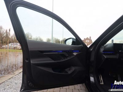 BMW i5 40 M-SPORT PANO 360CAM TREKHK COMFRTZETL  - 22