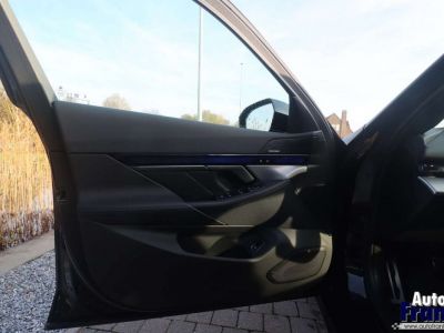 BMW i5 40 M-SPORT TREKHK H&K CAM STUURVRW 19  - 21