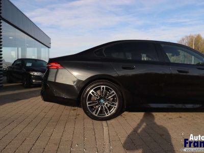 BMW i5 40 M-SPORT TREKHK H&K CAM STUURVRW 19  - 47