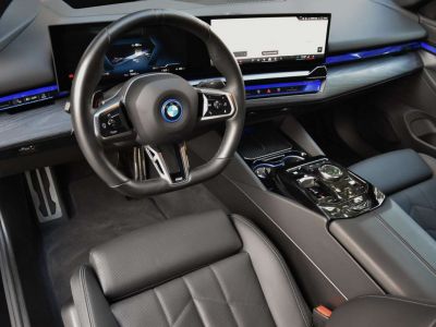 BMW i5 83.9 KW eDRIVE40 M PACK  - 4