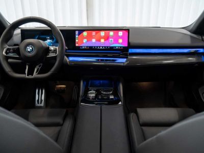 BMW i5 eDrive40 M Sport Pano ACC Trekhaak Shadow Harman  - 12