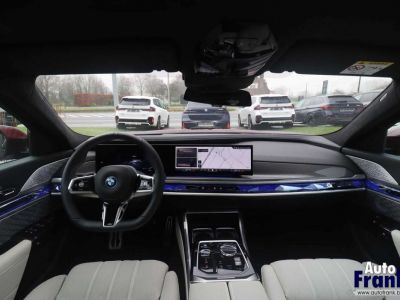 BMW i7 60 SPORT-PRO TV B&W TREKHK LOUNGE FULL  - 33