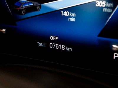 BMW i7 xDrive60 M Sport Massage Bowers SkyLounge ACC HUD  - 43