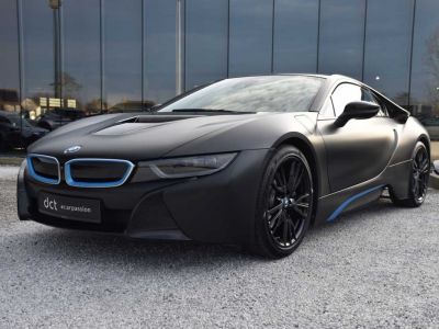 BMW i8 Coupé HUD Harman Kardon LED  - 1