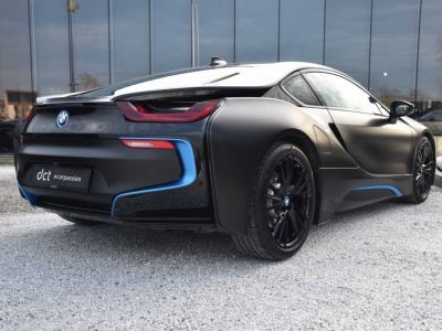 BMW i8 Coupé HUD Harman Kardon LED  - 2