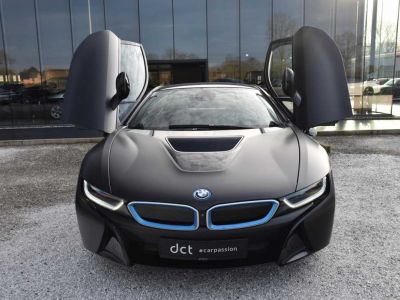 BMW i8 Coupé HUD Harman Kardon LED  - 11