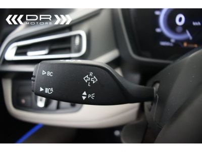 BMW i8 NAVI - DISPLAY KEY COMFORT ACCES 49gr CO2  - 35